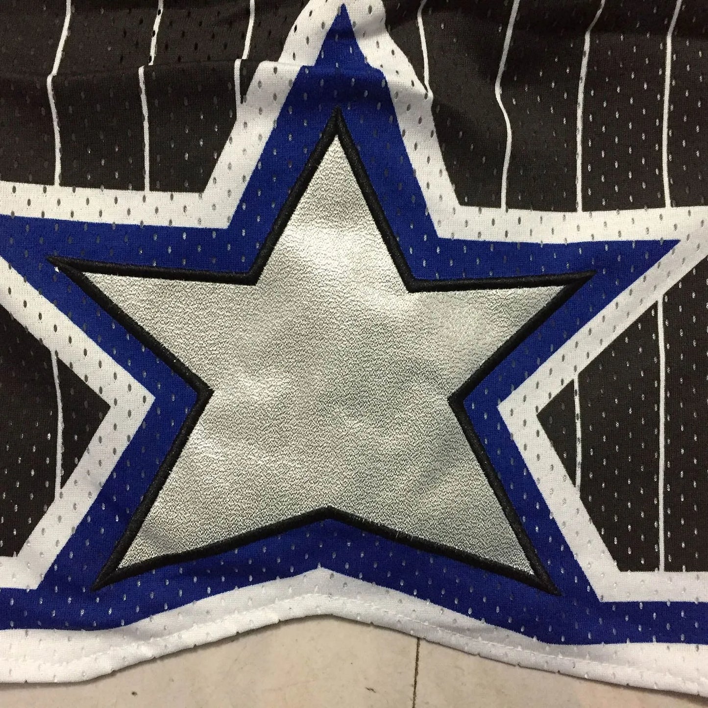 2025 Retro Embroidered Basketball Shorts Men High-Waisted Gym Cropped Shorts - Athletic Streetwear Training Sportswear